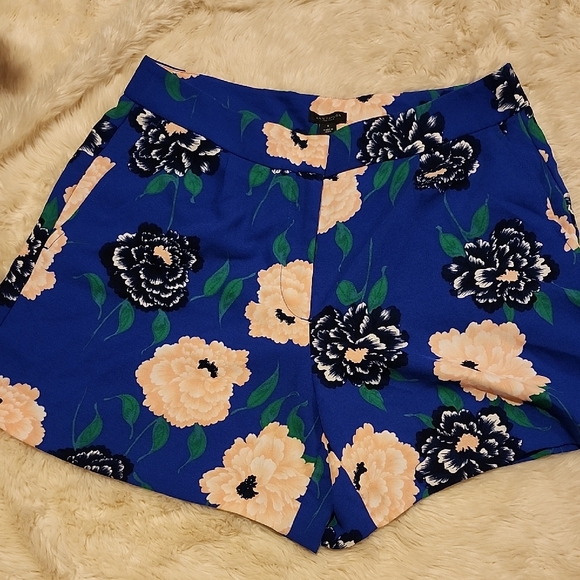 Ann Taylor Pants - Ann Taylor High Waist Blue Floral Dressy Shorts